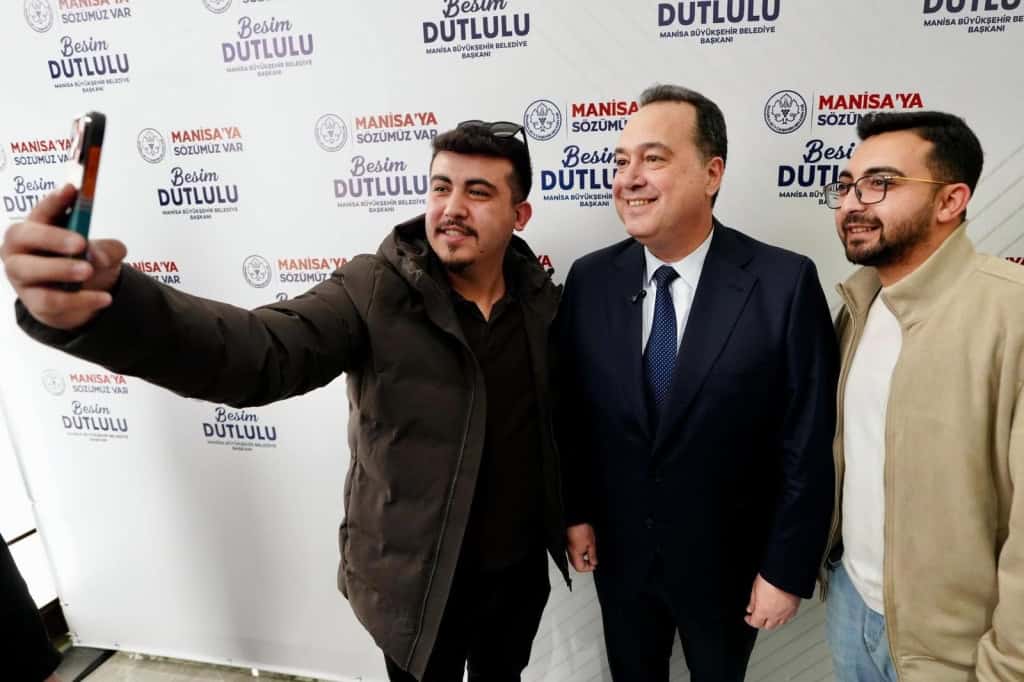 Başkan Dutlulu, Manisa'daki Basın ve Meclis Üyeleriyle İftar Programında Buluştu