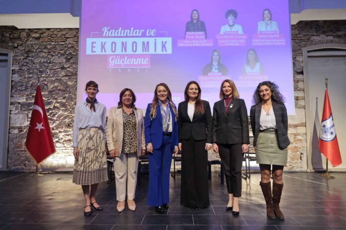 Kadınlar ve Ekonomik Güçlenme Konak’ta Masaya Yatırıldı