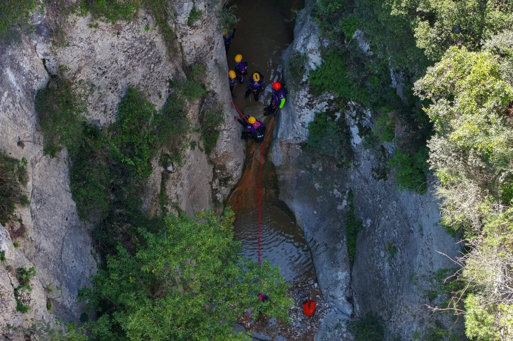 Manisa'da Kadın Sporcular Gelin Uçtu Kanyonu'nda Dayanışma ve Güç Sergiledi