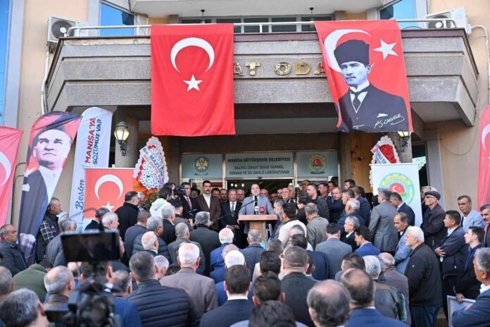 Salihli’de Yaprak, Toprak ve Su Analiz Laboratuvarı Hizmete Açıldı