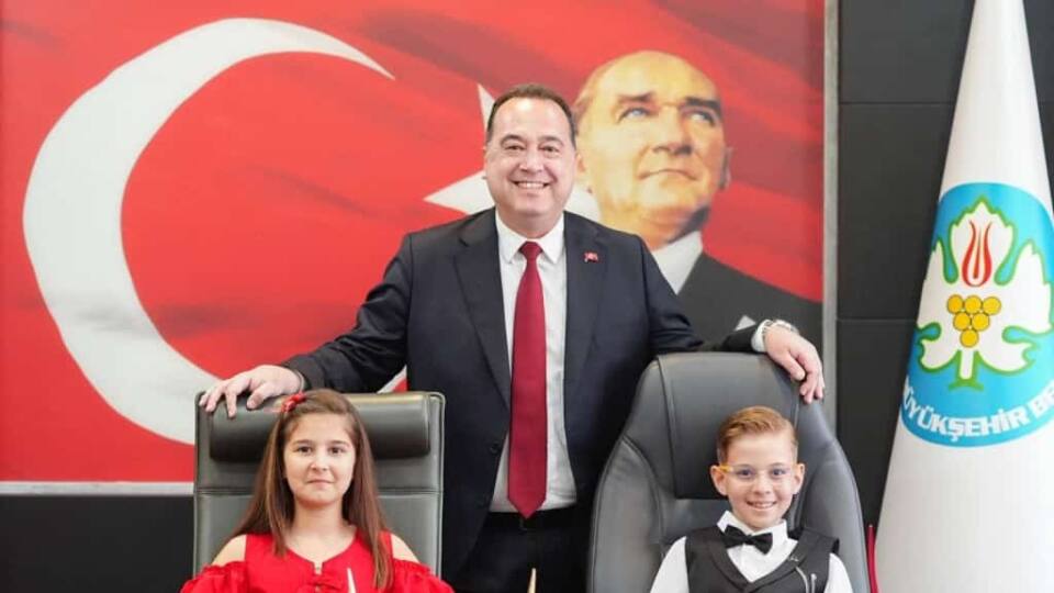23 Nisan’da Manisa Büyükşehir Belediye Başkanlığı Çocuklara Emanet Edildi
