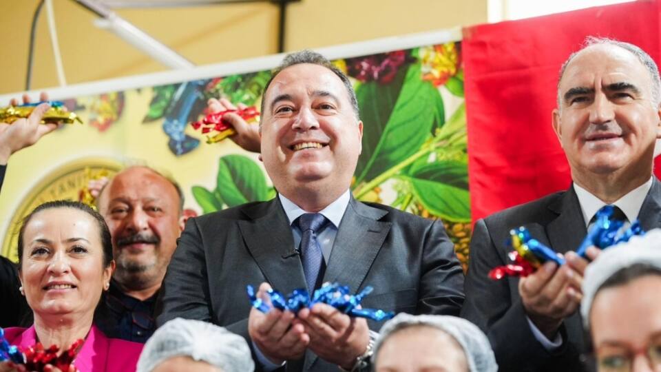 486. Uluslararası Manisa Mesir Macunu Festivali’nde 10 Ton Mesir Macunu Dualarla Hazırlandı