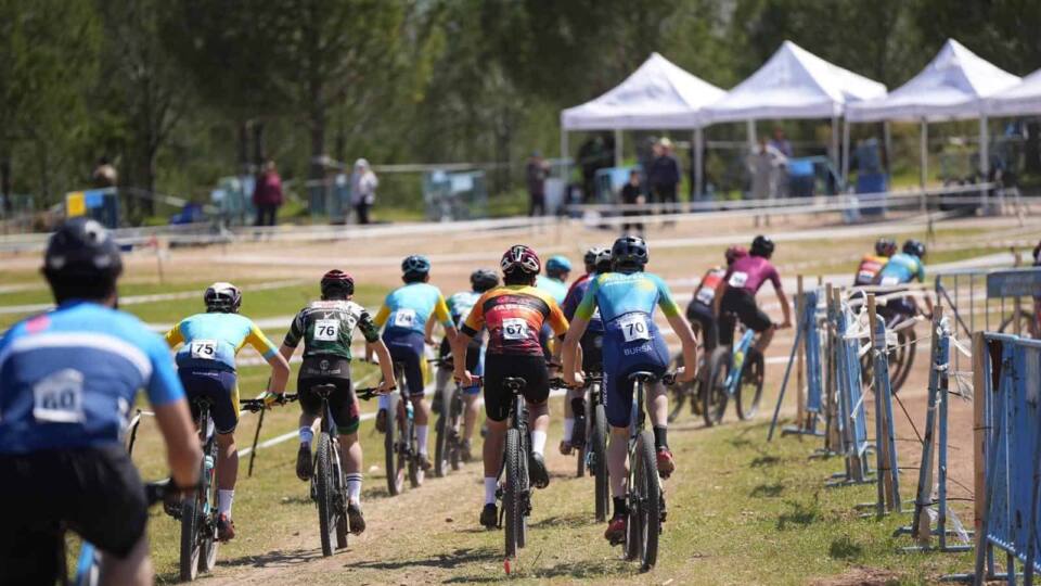 Manisa'da Uluslararası Dağ Bisikleti Yarışları Tamamlandı: Ferdi Zeyrek MTB Cup ve Şampiyona Sonuçlandı