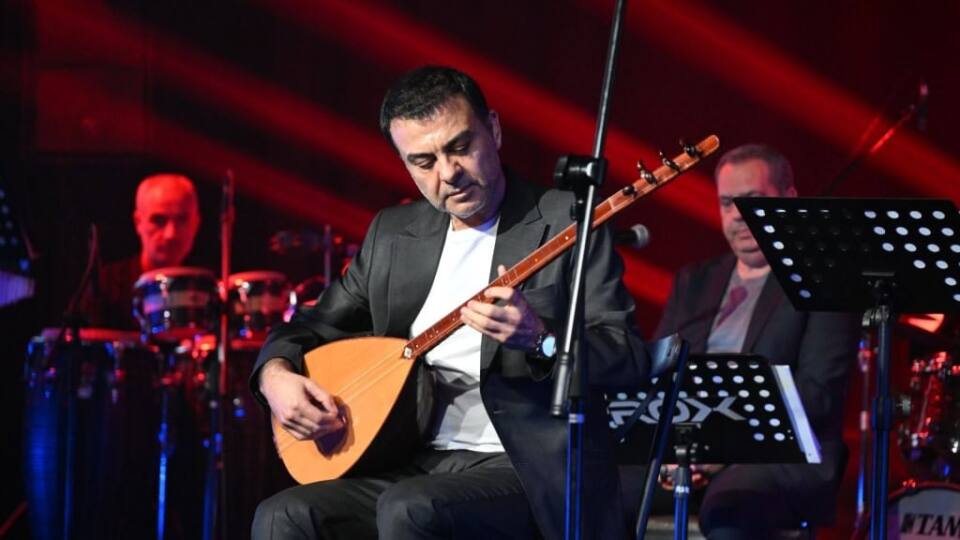 Manisa'da Ustalara Saygı Konseri Sanatseverlerden Yoğun İlgi Gördü