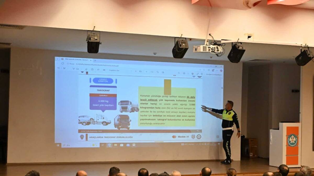Manisa Büyükşehir Belediyesi Şoförlerine Trafik Güvenliği Odaklı Kapsamlı Eğitim
