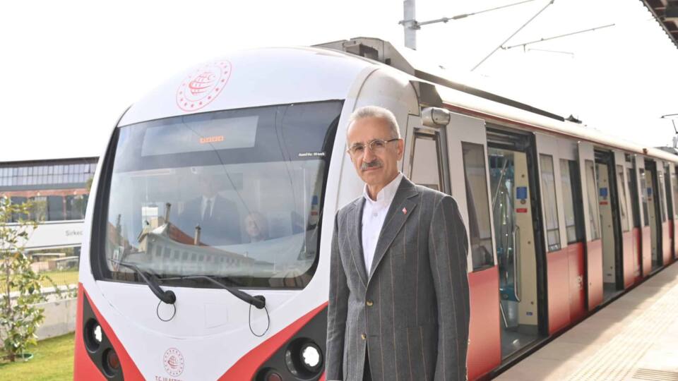 1 Mayıs'ta Ankara, İstanbul ve İzmir'de Bakanlık Raylı Sistem Hatlarında Ücretsiz Ulaşım Olacak